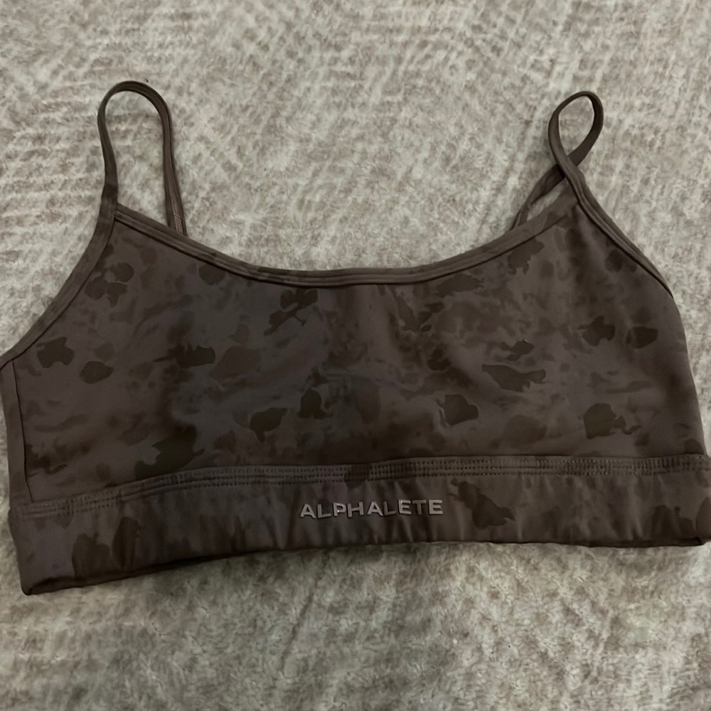 ALPHALETE SPORTS BRA